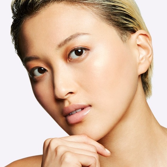 MAC Prep + Prime Fix + Finishing Mist - Picture 10 of 13